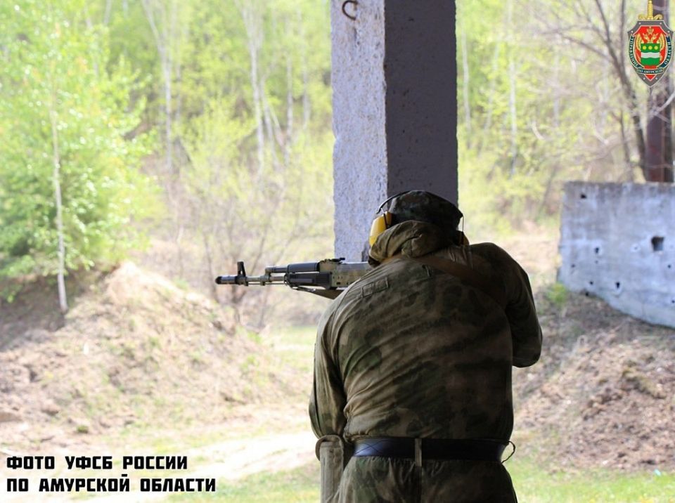 Команда амурского УФСБ стала призером чемпионата органов безопасности Дальнего Востока Команда амурского УФСБ стала призером чемпионата органов безопасности Дальнего Востока