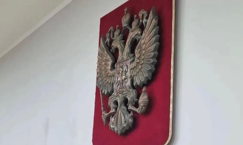 Трудовая книжка как поле боя: вернувшийся с СВО амурчанин отстоял свои права в суде