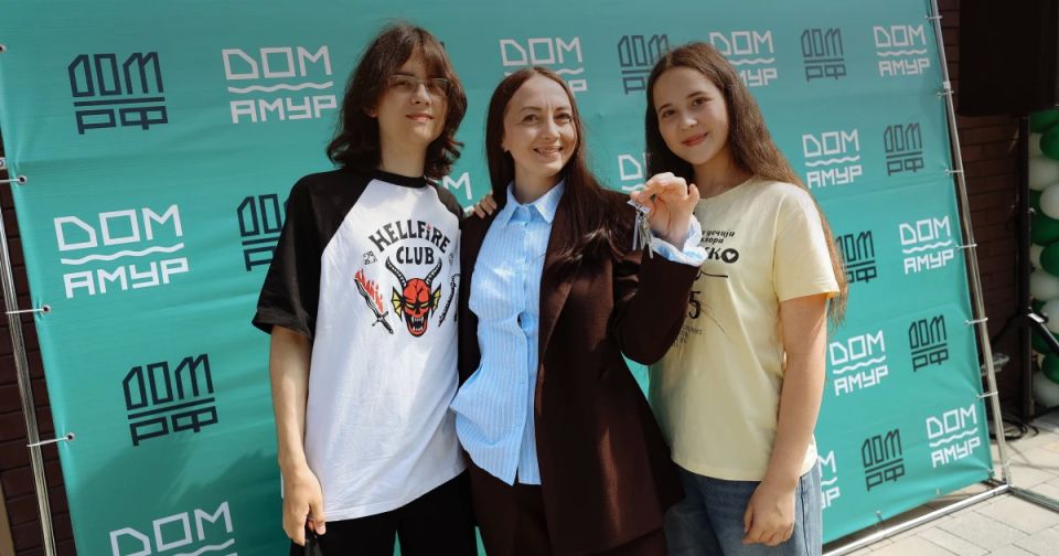 86 благовещенцев получили ключи от квартир по программе «Доступное арендное жильё в ДФО»