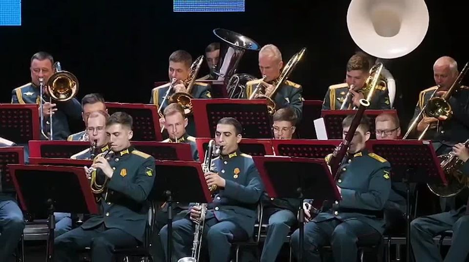 РОЗЫГРЫШ!. Друзья, впереди масштабный военно-музыкальный фестиваль «Виват, Амур!» Кто был на концертах оркестров в прошлом году, тот знает - это будет пронизывающе и насыщенно! И мы, конечно, приготовили для вас подарок -...