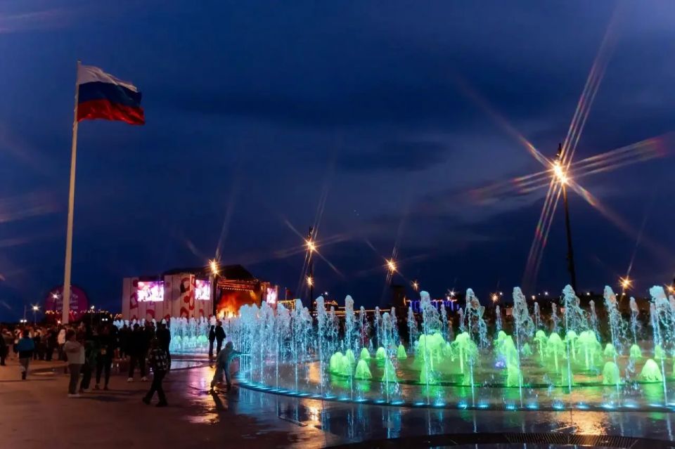 Василий Орлов: За четыре дня Российско-китайского экономического форума «АмурЭкспо-2026» прошло более 100 мероприятий регионального и федерального уровней Василий Орлов: За четыре дня Российско-китайского экономического форума «АмурЭкспо-2026» прошло более 100 мероприятий регионального и федерального уровней