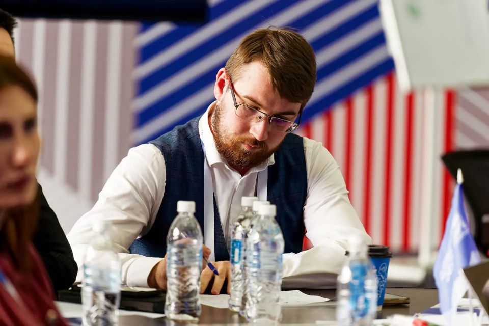 Министр Алексей Чекунков встретился с курсантами V потока «Муравьев Амурский 2030» Министр Алексей Чекунков встретился с курсантами V потока «Муравьев Амурский 2030»
