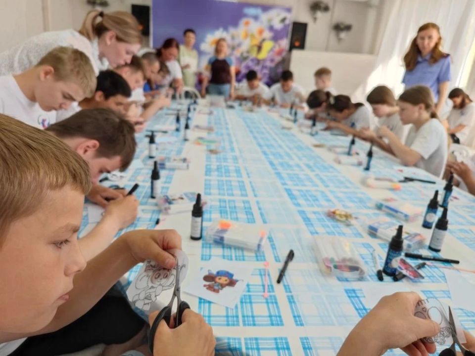 Доброе сердце и тёплые слова: сотрудники следственного управления СК России по Амурской области встретились с воспитанниками центра для несовершеннолетних «Лидер» Доброе сердце и тёплые слова: сотрудники следственного управления СК России по Амурской области встретились с воспитанниками центра для несовершеннолетних «Лидер»