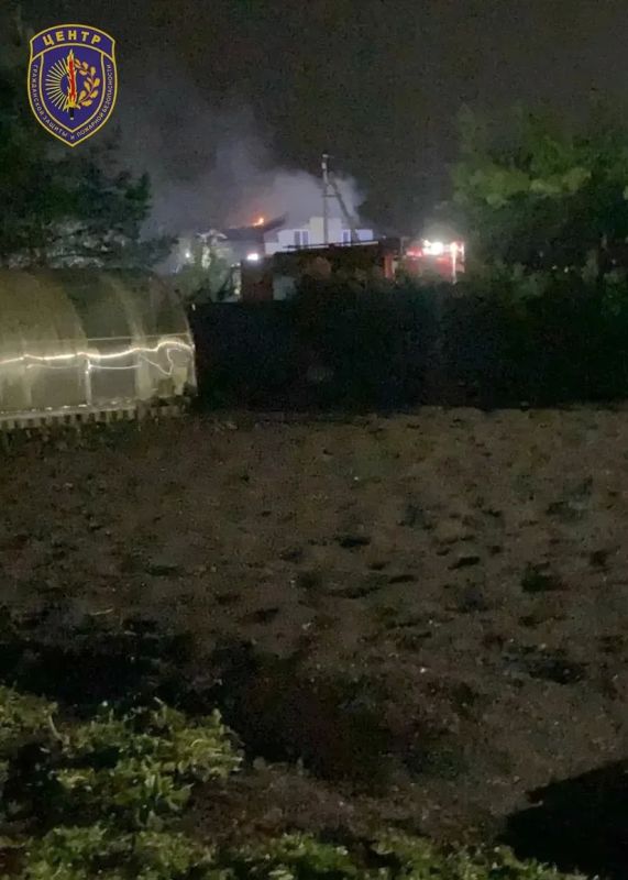 Удар молнии в антенну привёл к пожару в селе Волково