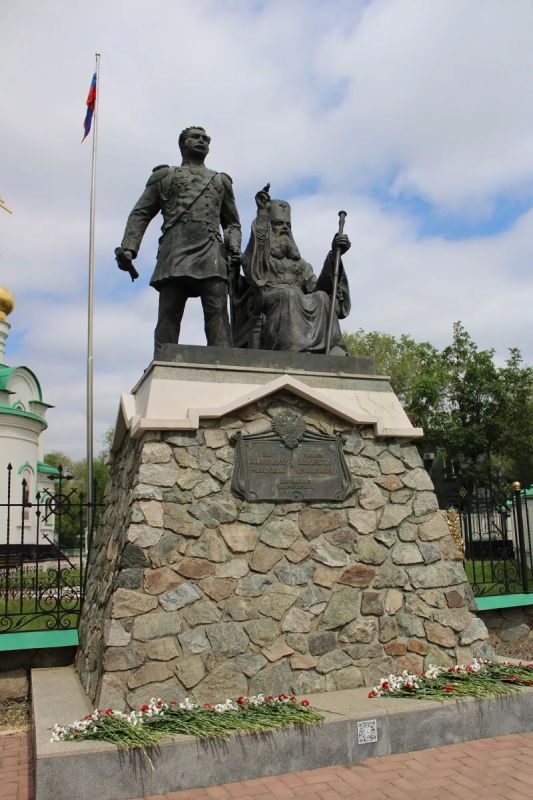 Амурские ветераны ОВД провели акцию, приуроченную к 170-летию города Благовещенска Амурские ветераны ОВД провели акцию, приуроченную к 170-летию города Благовещенска