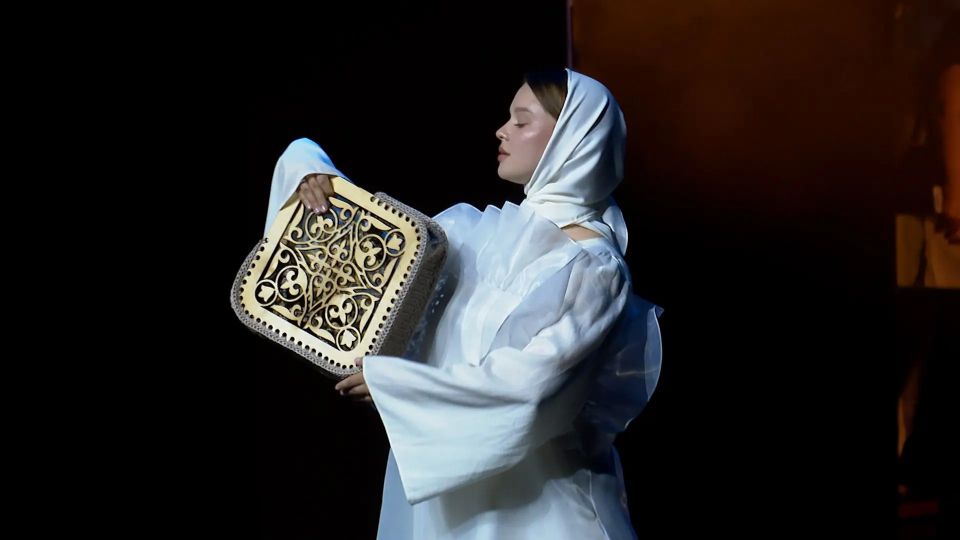 Модное дефиле прошло в областной столице рамках празднования 170-летия Модное дефиле прошло в областной столице рамках празднования 170-летия