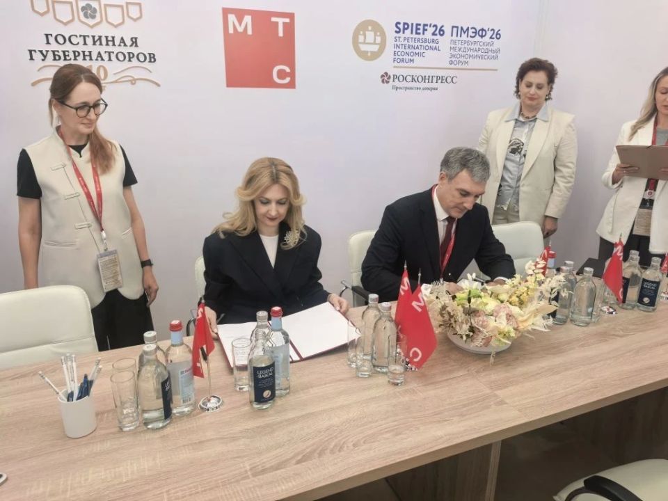 Василий Орлов: Подписали на ПМЭФ-2026 два важных соглашения с компаниями МТС и «МегаФон» о стратегическом партнерстве в цифровой трансформации Амурской области