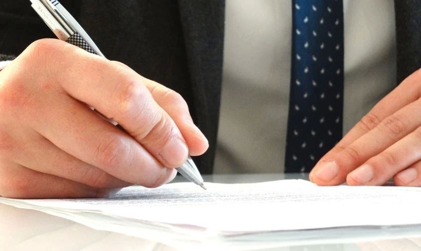 Подделывал подпись психиатра: благовещенца осудили за продажу фальшивых медсправок для водителей