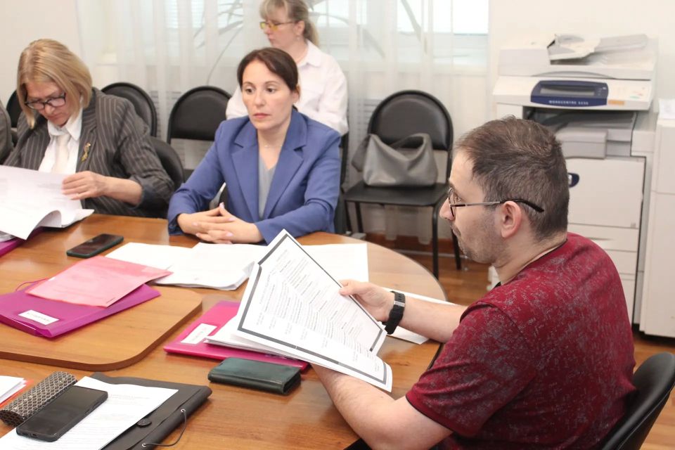 Амуризбирком запустит горячую линию для избирателей и кандидатов на выборах, которые пройдут 20 сентября Амуризбирком запустит горячую линию для избирателей и кандидатов на выборах, которые пройдут 20 сентября
