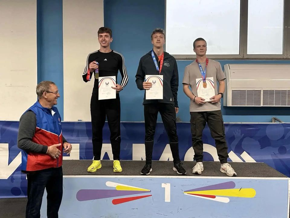 Россыпь медалей разного достоинства завоевали амурские спортсмены на чемпионате и первенстве ДФО по лёгкой атлетике Россыпь медалей разного достоинства завоевали амурские спортсмены на чемпионате и первенстве ДФО по лёгкой атлетике