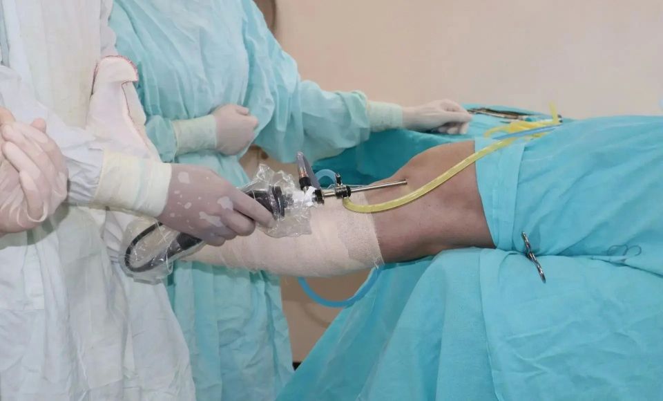В Амурской областной клинической больнице за последний год количество артроскопий увеличилось в два раза В Амурской областной клинической больнице за последний год количество артроскопий увеличилось в два раза