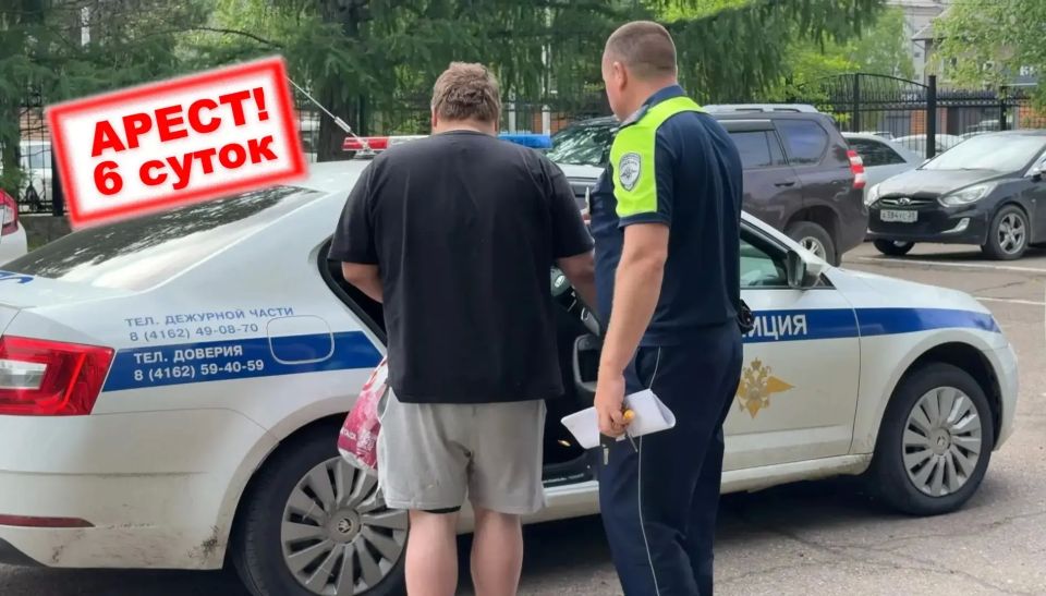 За нежелание снять тонировку 19-летний благовещенец проведет почти под арестом