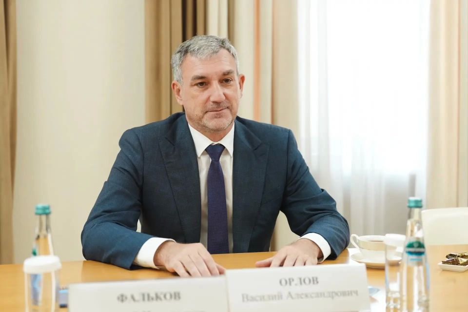 Валерий Фальков и Василий Орлов обсудили строительство кампуса «Амур» и ремонт общежитий Валерий Фальков и Василий Орлов обсудили строительство кампуса «Амур» и ремонт общежитий