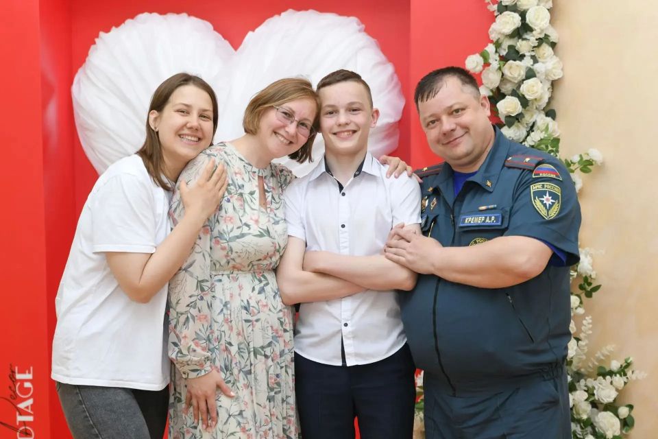 В преддверии Дня России во Дворце бракосочетания Благовещенска прошла особенная церемония В преддверии Дня России во Дворце бракосочетания Благовещенска прошла особенная церемония