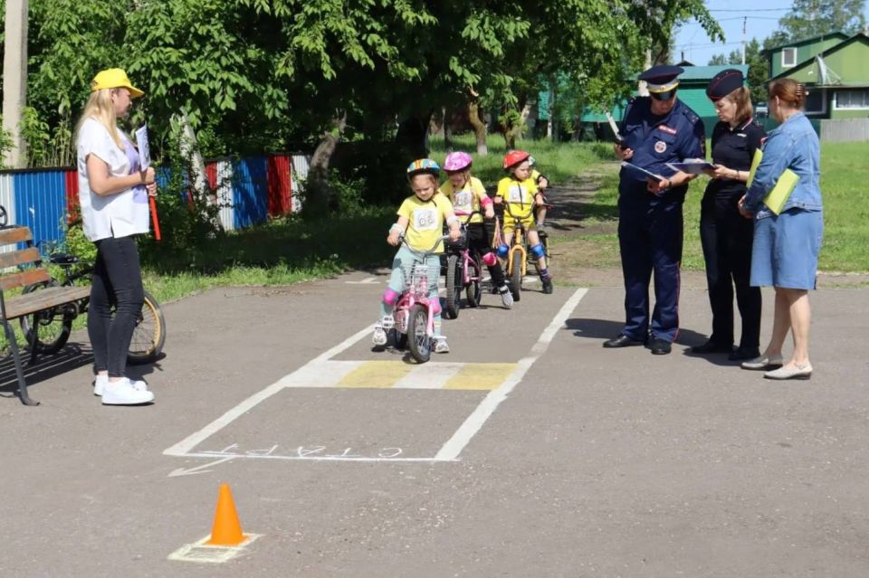 В Тамбовском округе состоялся конкурс «Безопасное колесо» среди воспитанников дошкольных учреждений Тамбовского муниципального округа В Тамбовском округе состоялся конкурс «Безопасное колесо» среди воспитанников дошкольных учреждений Тамбовского муниципального округа