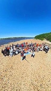 В Свободном больше 100 человек поучаствовали в сап-фестивале в стиле «строгого дресс-кода» В Свободном больше 100 человек поучаствовали в сап-фестивале в стиле «строгого дресс-кода»