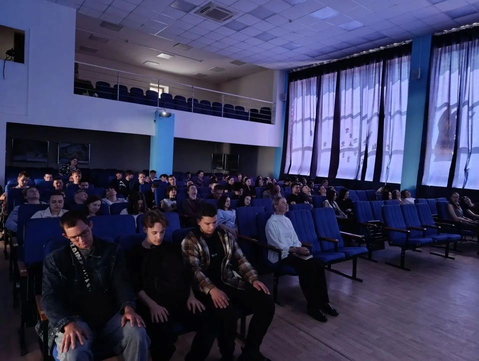Профориентационный тренинг «На пороге взрослой жизни» Профориентационный тренинг «На пороге взрослой жизни»