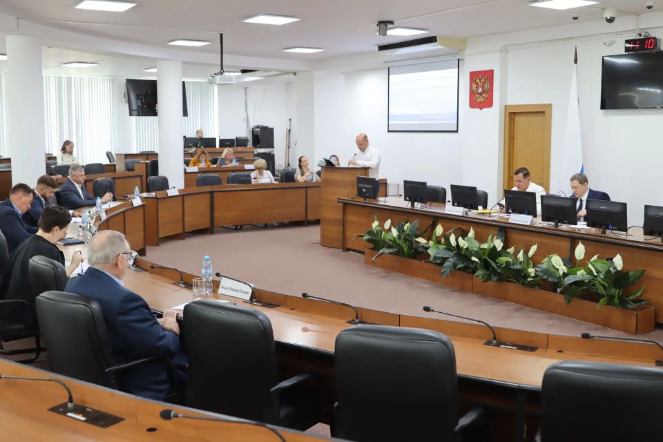 Содержание 25 фонтанов и 193 спортплощадок «большого Нижнего Новгорода» обсудили депутаты на заседании постоянной комиссии Думы по городскому хозяйству Содержание 25 фонтанов и 193 спортплощадок «большого Нижнего Новгорода» обсудили депутаты на заседании постоянной комиссии Думы по городскому хозяйству