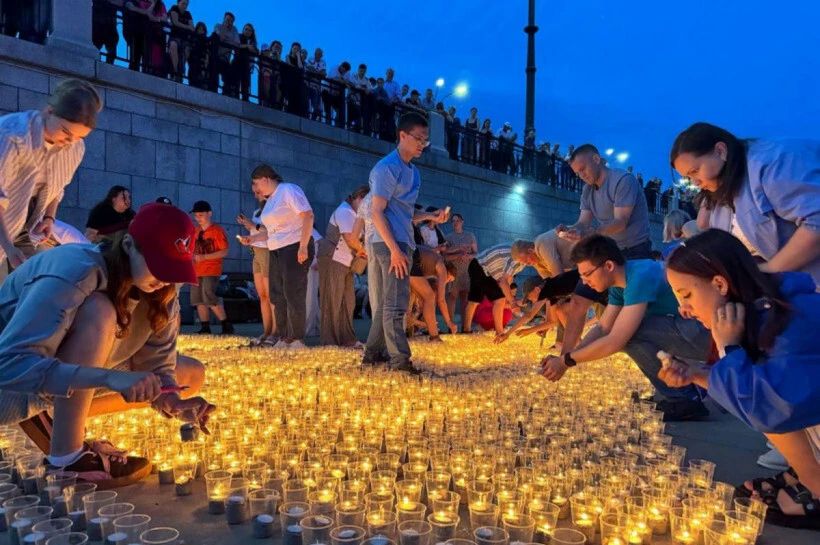 Амурчан зовут в День памяти и скорби создать из зажженных свечей «Огненную картину войны»