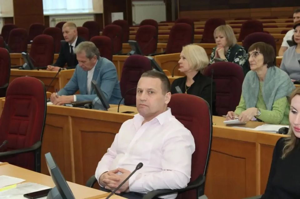 Сегодня день рождения празднует член Амуризбиркома, начальник юридического отдела комиссии Вячеслав Грибов! Сегодня день рождения празднует член Амуризбиркома, начальник юридического отдела комиссии Вячеслав Грибов!