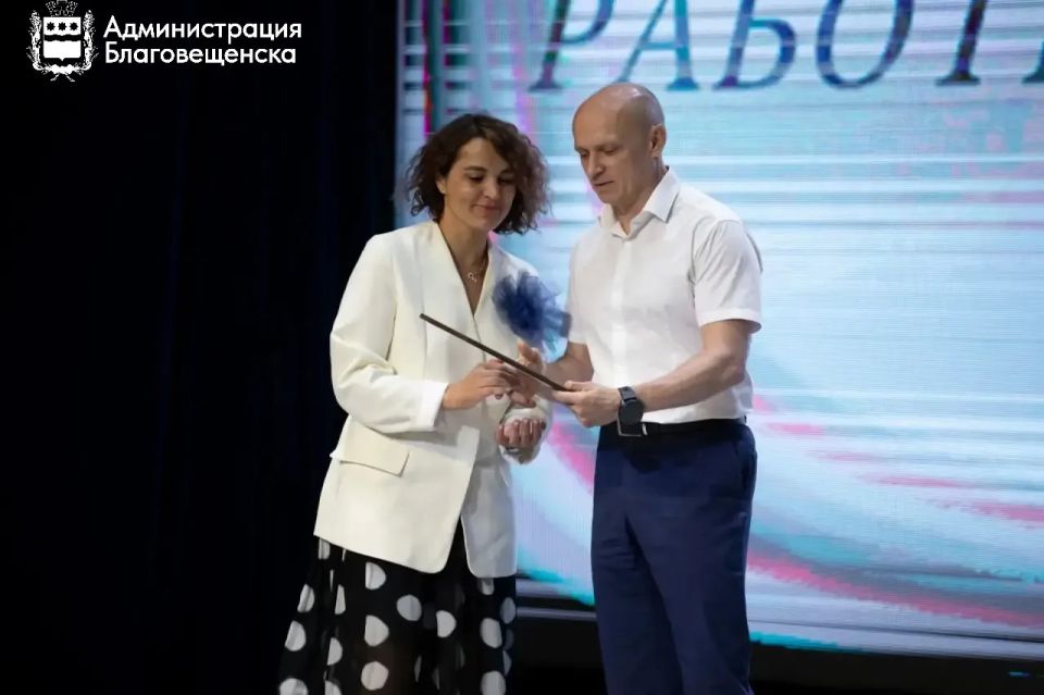 В Благовещенске поздравили медицинских работников с приближающимся праздником В Благовещенске поздравили медицинских работников с приближающимся праздником