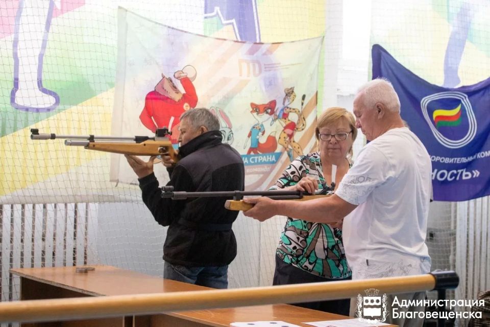 Благовещенские пенсионеры показали спортивные навыки в пяти дисциплинах Благовещенские пенсионеры показали спортивные навыки в пяти дисциплинах