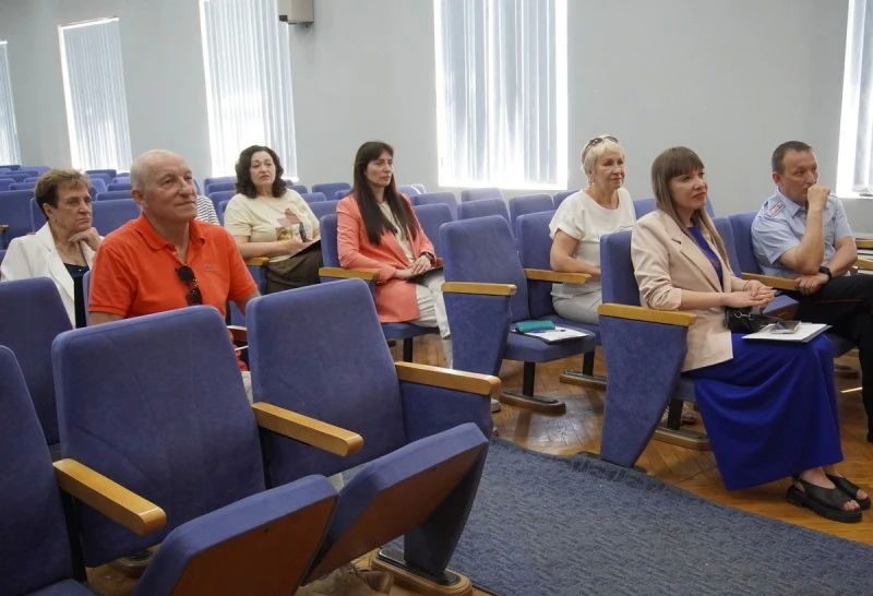В УМВД состоялось очередное заседание Общественного совета под руководством его председателя Александра Боржко В УМВД состоялось очередное заседание Общественного совета под руководством его председателя Александра Боржко