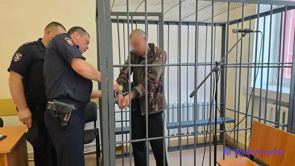 Амурчанин решил разобраться с недругом с помощью ружья ночью на берегу реки Амурчанин решил разобраться с недругом с помощью ружья ночью на берегу реки