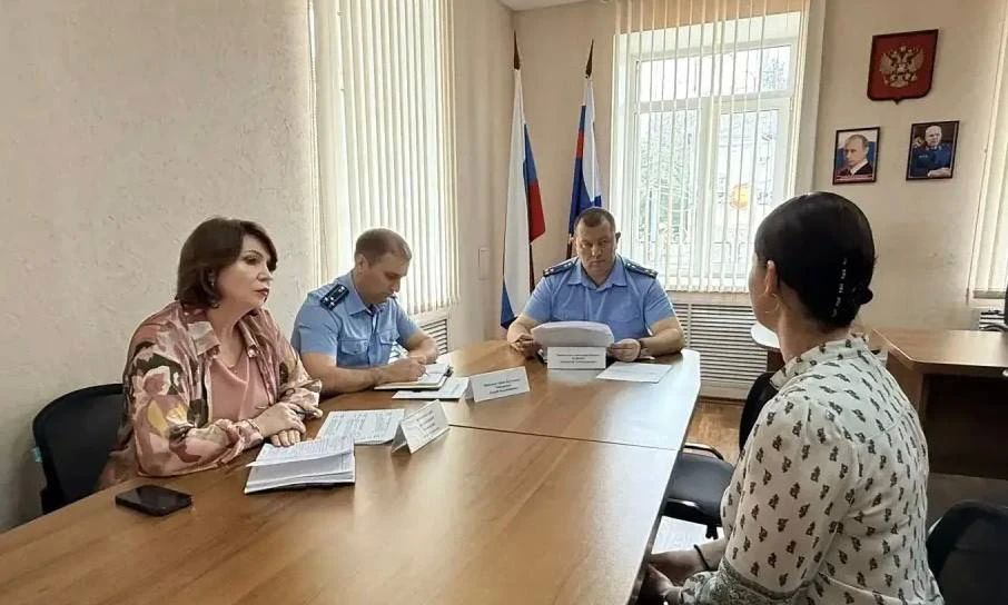 Заместитель прокурора Амурской области провел выездной прием граждан в г. Белогорске и Белогорском муниципальном округе Заместитель прокурора Амурской области провел выездной прием граждан в г. Белогорске и Белогорском муниципальном округе