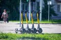 Самокаты вернулись?. Благовещенск стал первым в стране городом, полностью запретившим электросамокаты