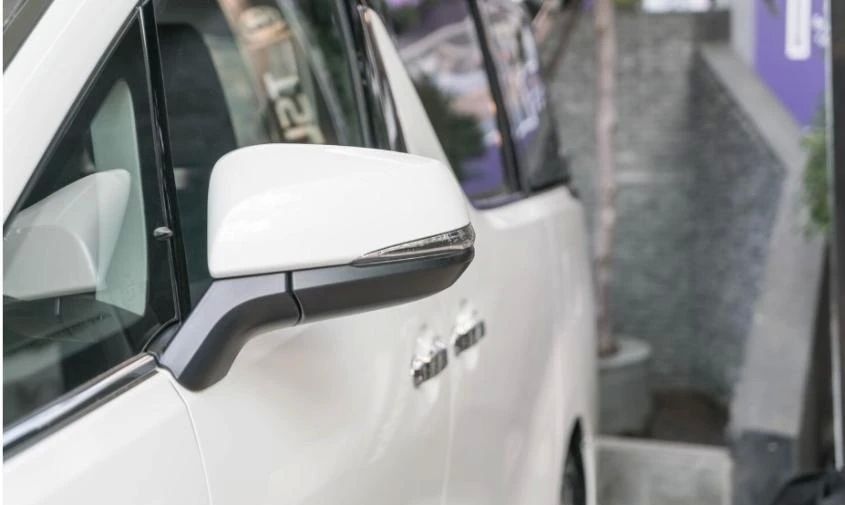 Амурчанку освободили от уплаты 1,7 миллиона рублей за автомобиль, который неизвестные купили на ее имя