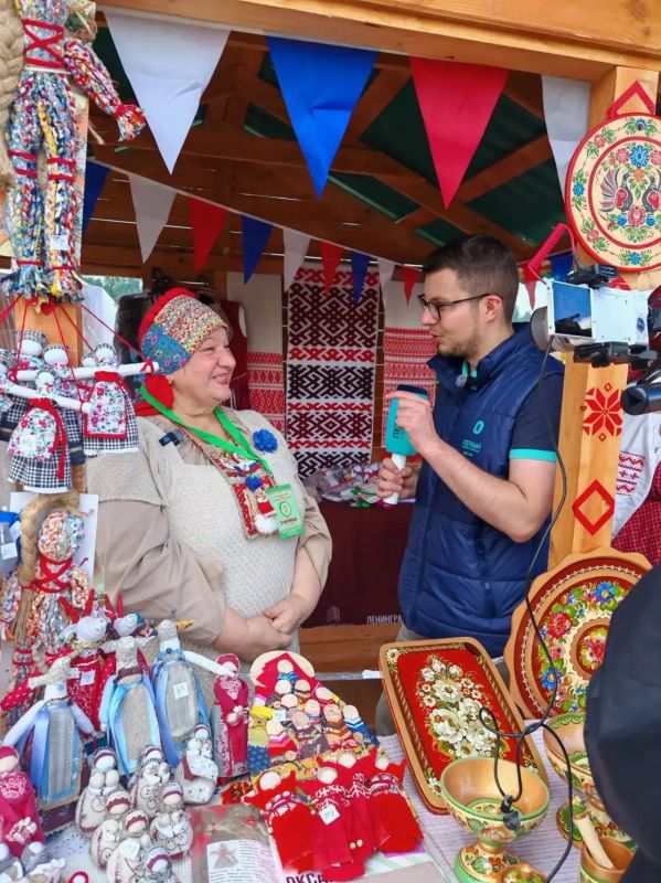 Приключения амурчан в Беларуси: традиции нашего региона представили на масштабном празднике «Купалье» Приключения амурчан в Беларуси: традиции нашего региона представили на масштабном празднике «Купалье»