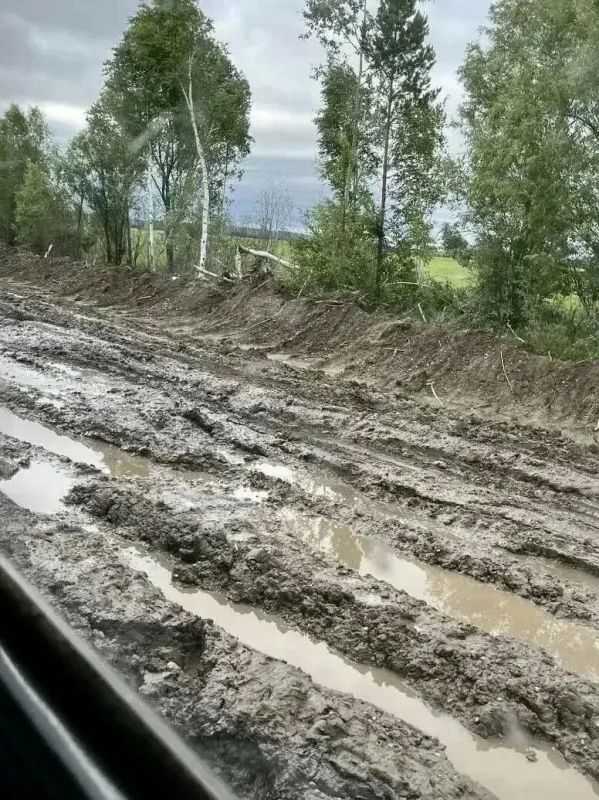 В редакцию Amur.life снова обратились жители Зейского округа, где дороги превратились в грязевое, местами непроходимое месиво В редакцию Amur.life снова обратились жители Зейского округа, где дороги превратились в грязевое, местами непроходимое месиво