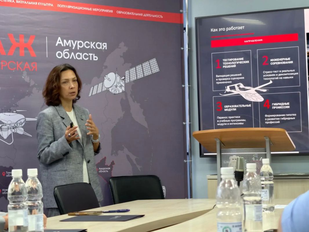 Дальний Восток включается в федеральную сеть: в АмГУ запускают образовательную модель «Дрон-гараж» Дальний Восток включается в федеральную сеть: в АмГУ запускают образовательную модель «Дрон-гараж»