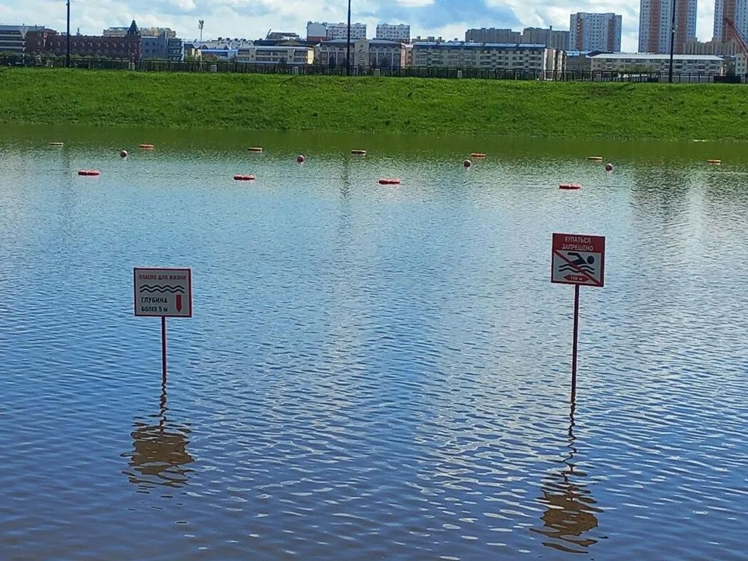 В областном центре на «Серебряной миле» пляж «Пограничный» скрылся под водой
