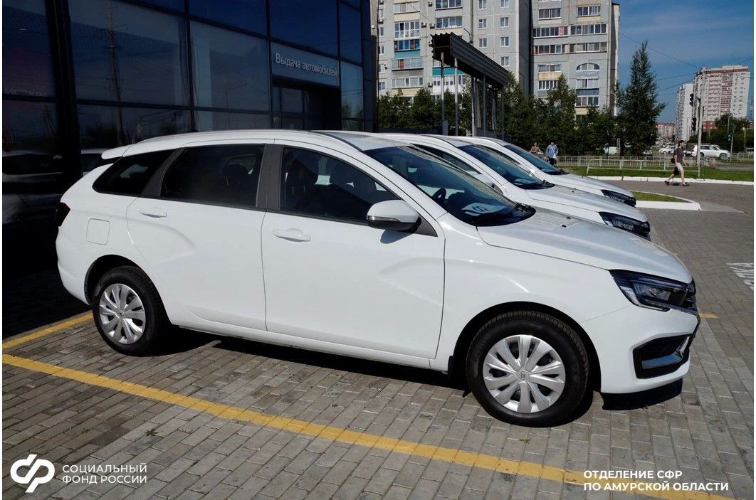 Пострадавшими на производстве амурчанам впервые выдали автомобили на «автомате» Пострадавшими на производстве амурчанам впервые выдали автомобили на «автомате»