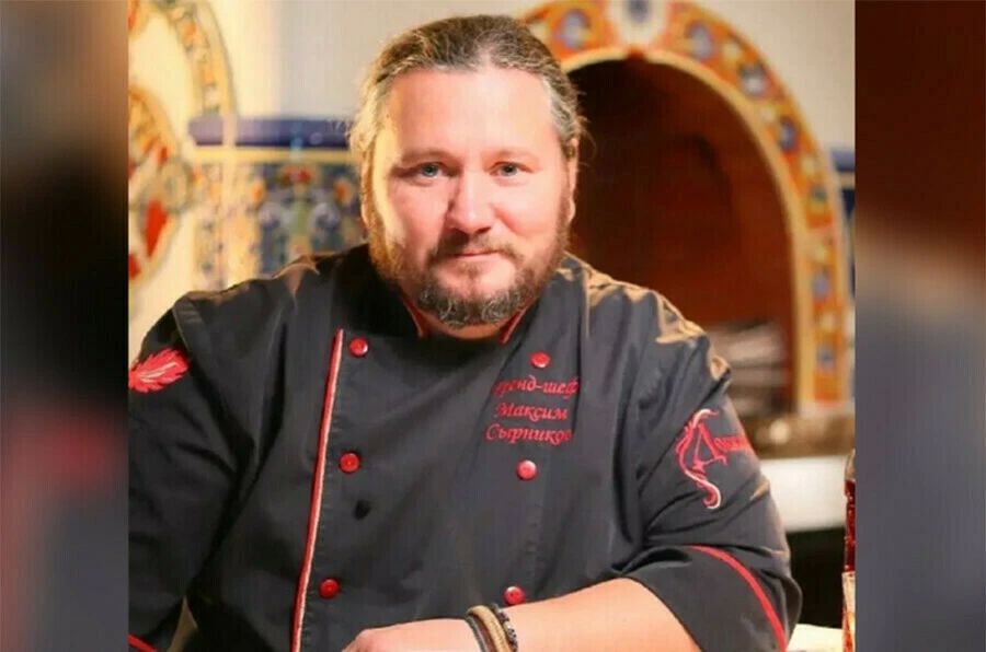 Шеф-повар, ведущий программы «Монастырская кухня» на телеканале СПАС Максим Сырников скончался в четверг, 23 июля