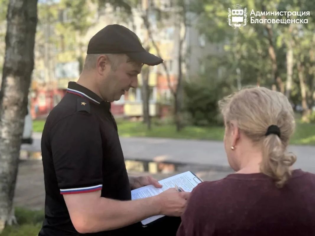 Семь нарушителей и пять протоколов: в Благовещенске провели рейд по незаконному выгулу собак Семь нарушителей и пять протоколов: в Благовещенске провели рейд по незаконному выгулу собак