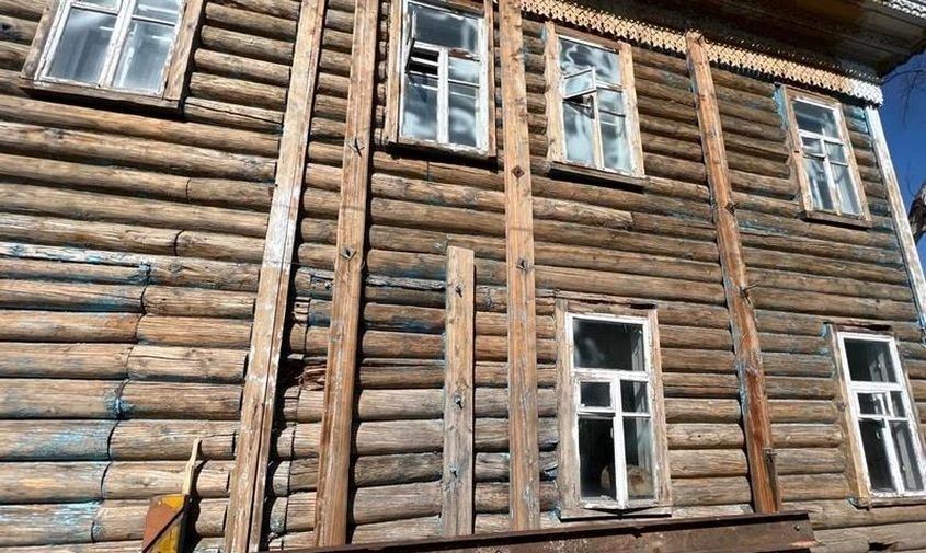 В Благовещенске наконец-то продолжится реставрация памятника деревянного зодчества «Дом И. А. Саяпина» (ФОТО)