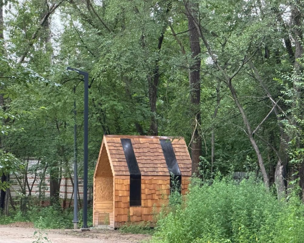 Детская площадка в «Амурском лесу» откроется в сентябре Детская площадка в «Амурском лесу» откроется в сентябре