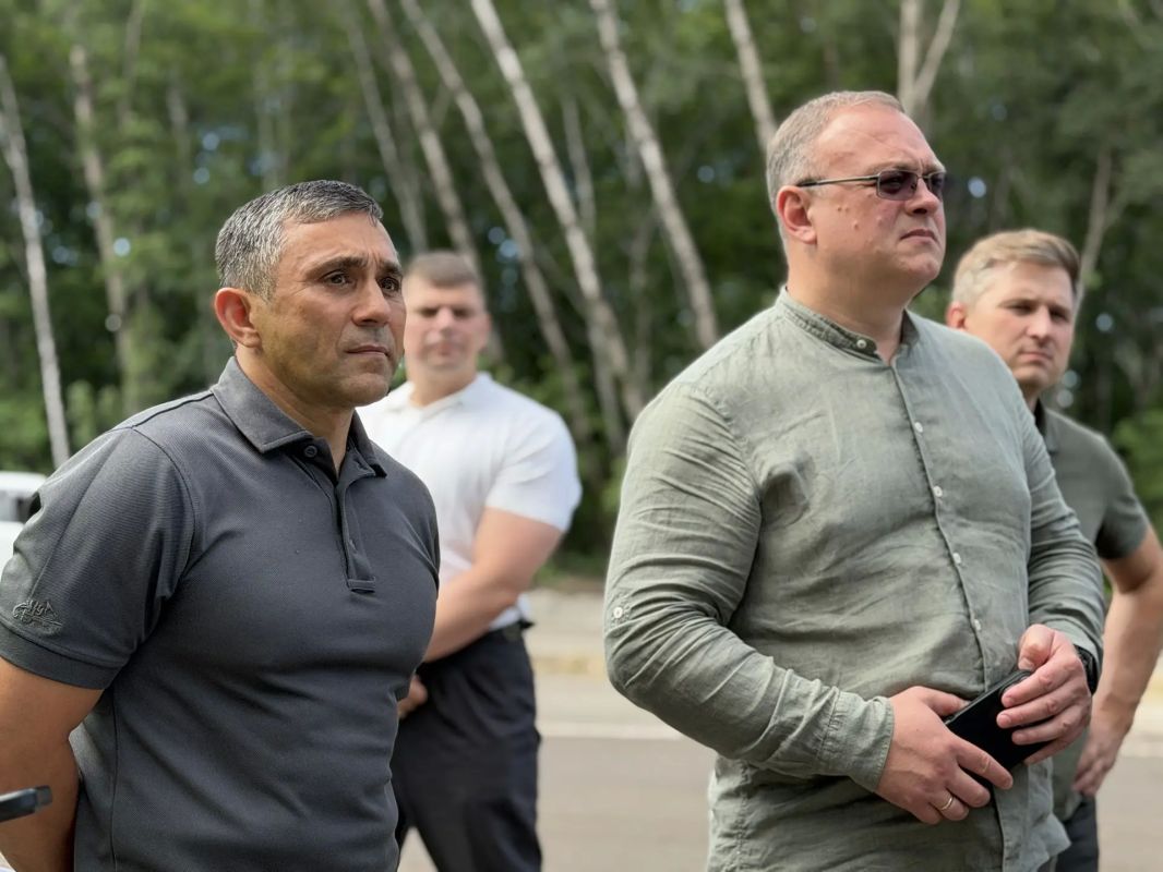 Вместе с губернатором Василием Александровичем Орловым проинспектировали несколько объектов дорожного ремонта Вместе с губернатором Василием Александровичем Орловым проинспектировали несколько объектов дорожного ремонта