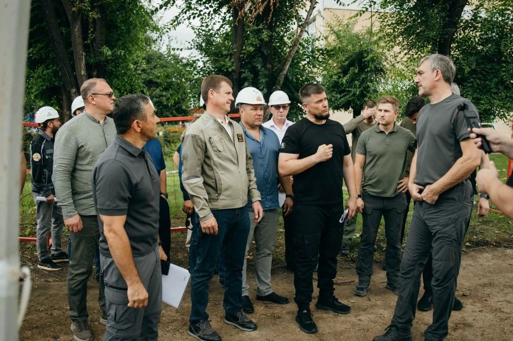 Василий Орлов посетил стройплощадку нового роддома в столице Приамурья Василий Орлов посетил стройплощадку нового роддома в столице Приамурья