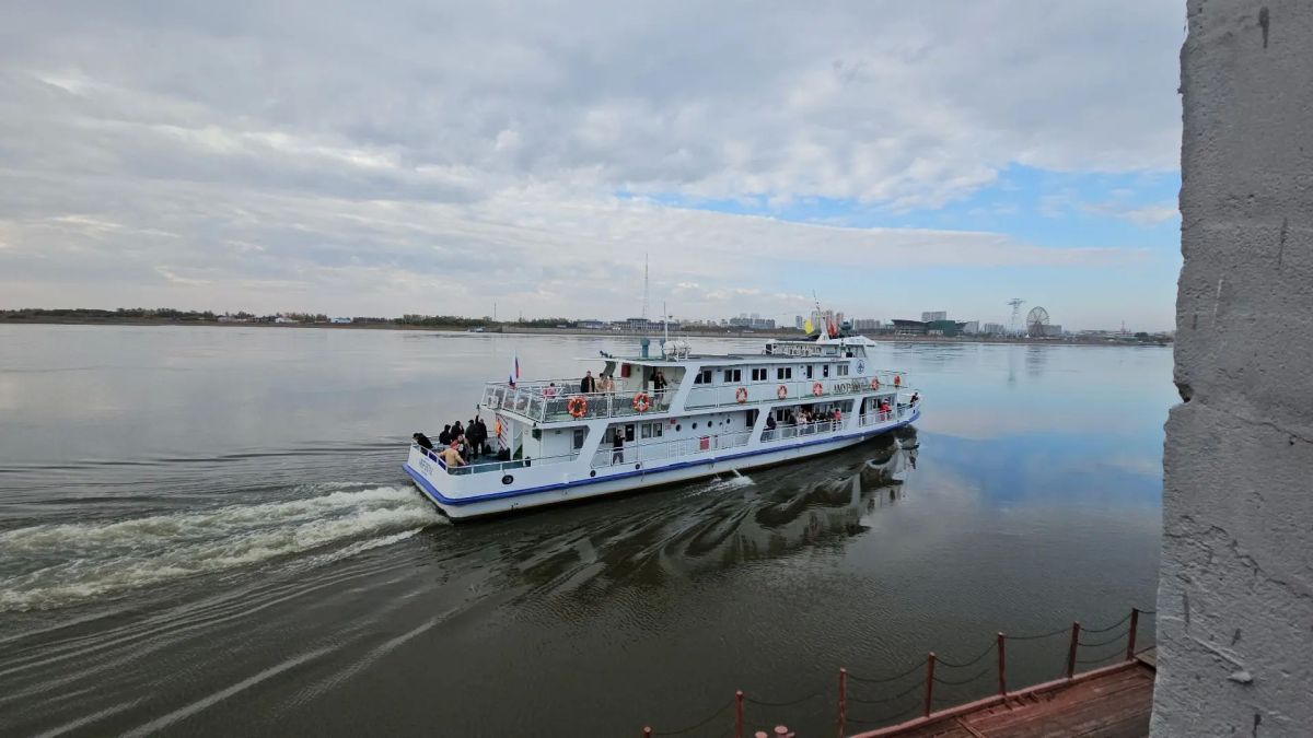Пассажирское движение по Амуру в смешанном пункте пропуска Благовещенск временно приостановлено