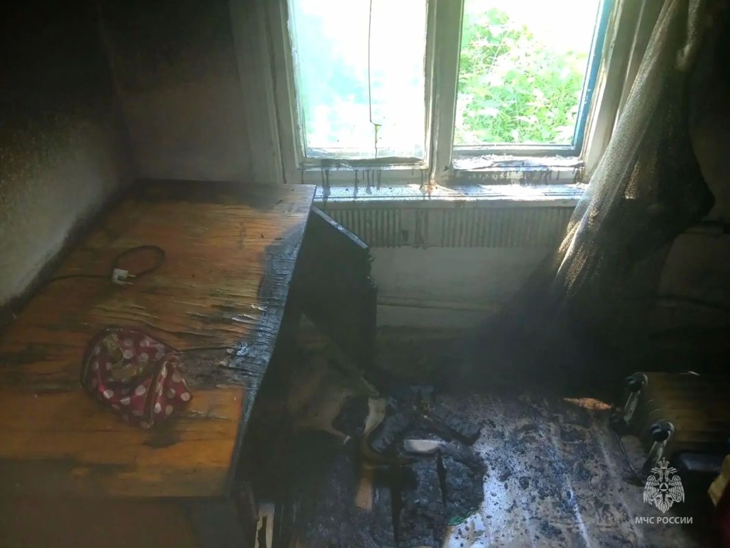 #СобытияМЧС28. В Амурской области за прошедшие сутки Потушено 4 пожара силами и средствами МЧС России: в селе Болдыревка Завитинского МО на ул. Луговой горели вещи в частном жилом доме (ФОТО) #СобытияМЧС28. В Амурской области за прошедшие сутки Потушено 4 пожара силами и средствами МЧС России: в селе Болдыревка Завитинского МО на ул. Луговой горели вещи в частном жилом доме (ФОТО)