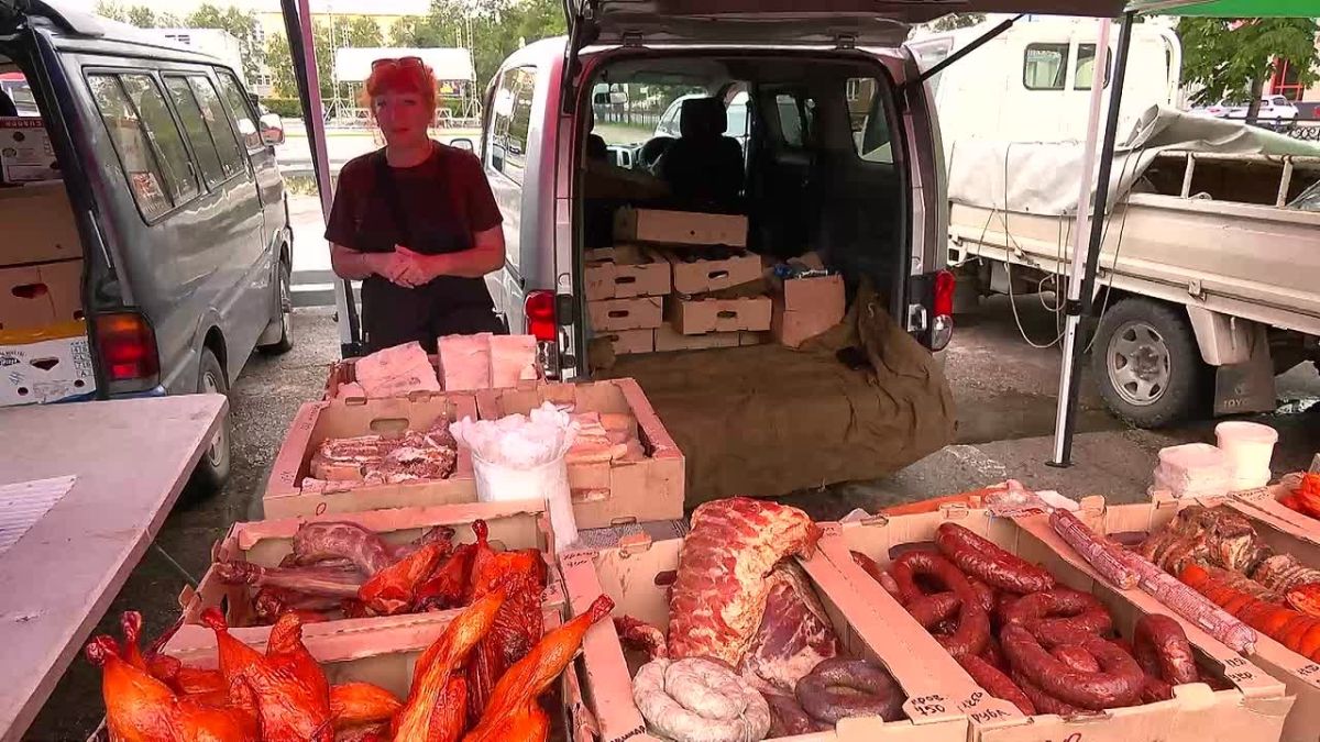 Домашнее и свежее — именно за такими продуктами многие отправляются на ярмарки выходного дня