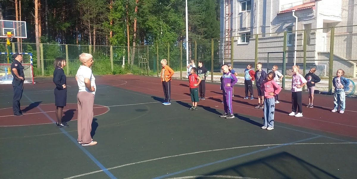 «Зарядка со стражем порядка» прошла для юных жителей Ивановского округа и г. Циолковского «Зарядка со стражем порядка» прошла для юных жителей Ивановского округа и г. Циолковского