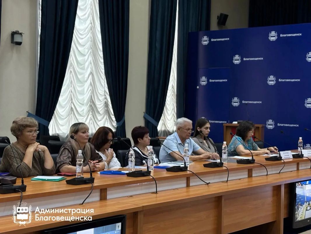 Более 16 миллионов рублей грантами и субсидиями: в Благовещенске активно поддерживают инициативы некоммерческих организаций Более 16 миллионов рублей грантами и субсидиями: в Благовещенске активно поддерживают инициативы некоммерческих организаций