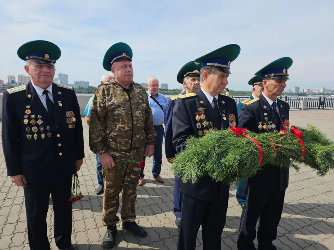 В Приамурье почтили память участников Маньчжурской операции В Приамурье почтили память участников Маньчжурской операции