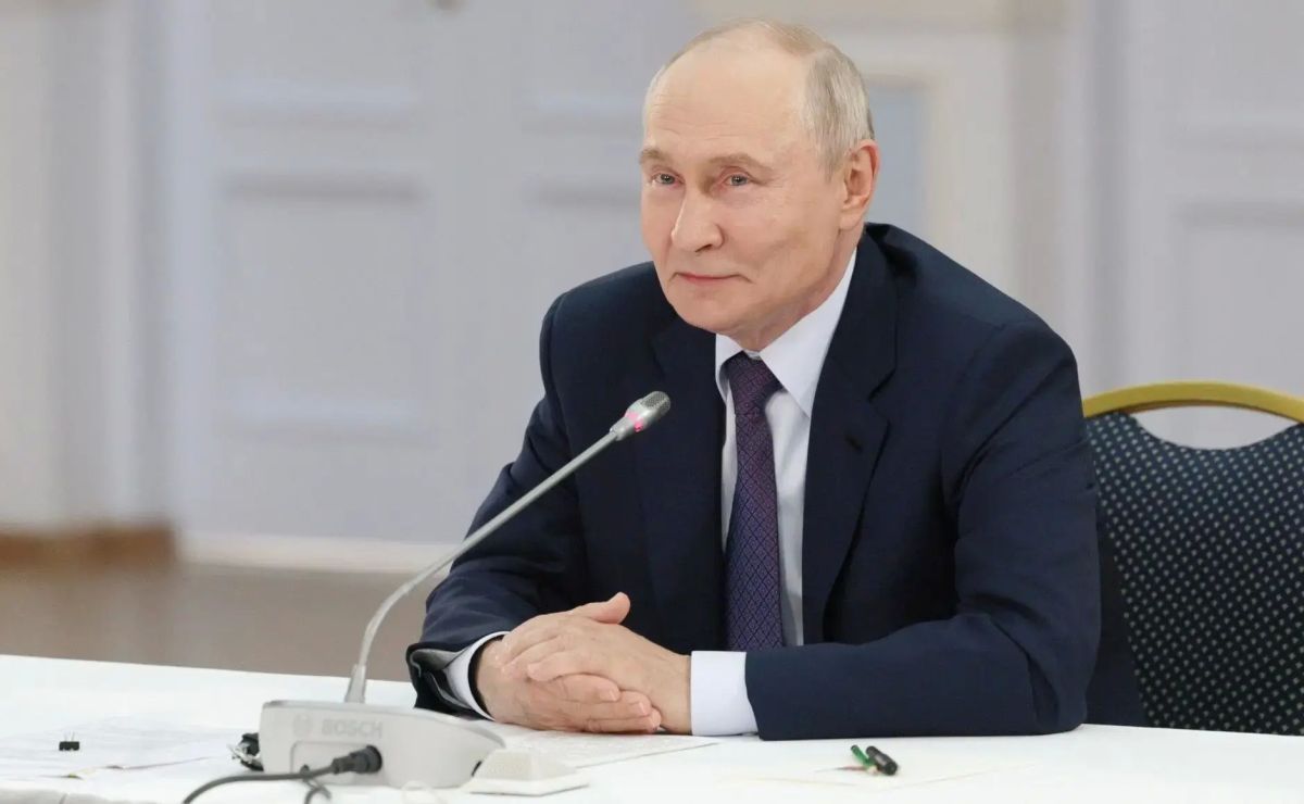 Василий Орлов: Владимир Путин: «Амурская область развивается бурно» Василий Орлов: Владимир Путин: «Амурская область развивается бурно»