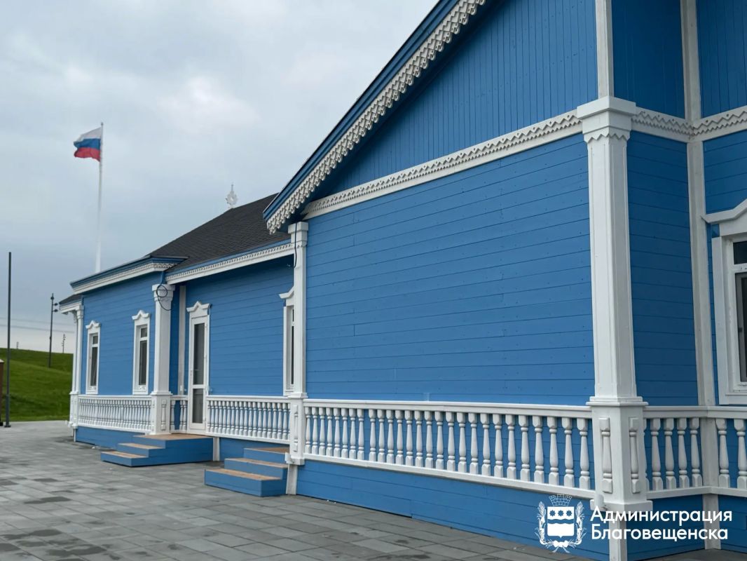 В Благовещенске завершилось строительство «Амурских сезонов» В Благовещенске завершилось строительство «Амурских сезонов»